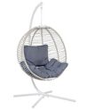Cadeira suspensa em metal e corda branca com suporte ARCO_844228