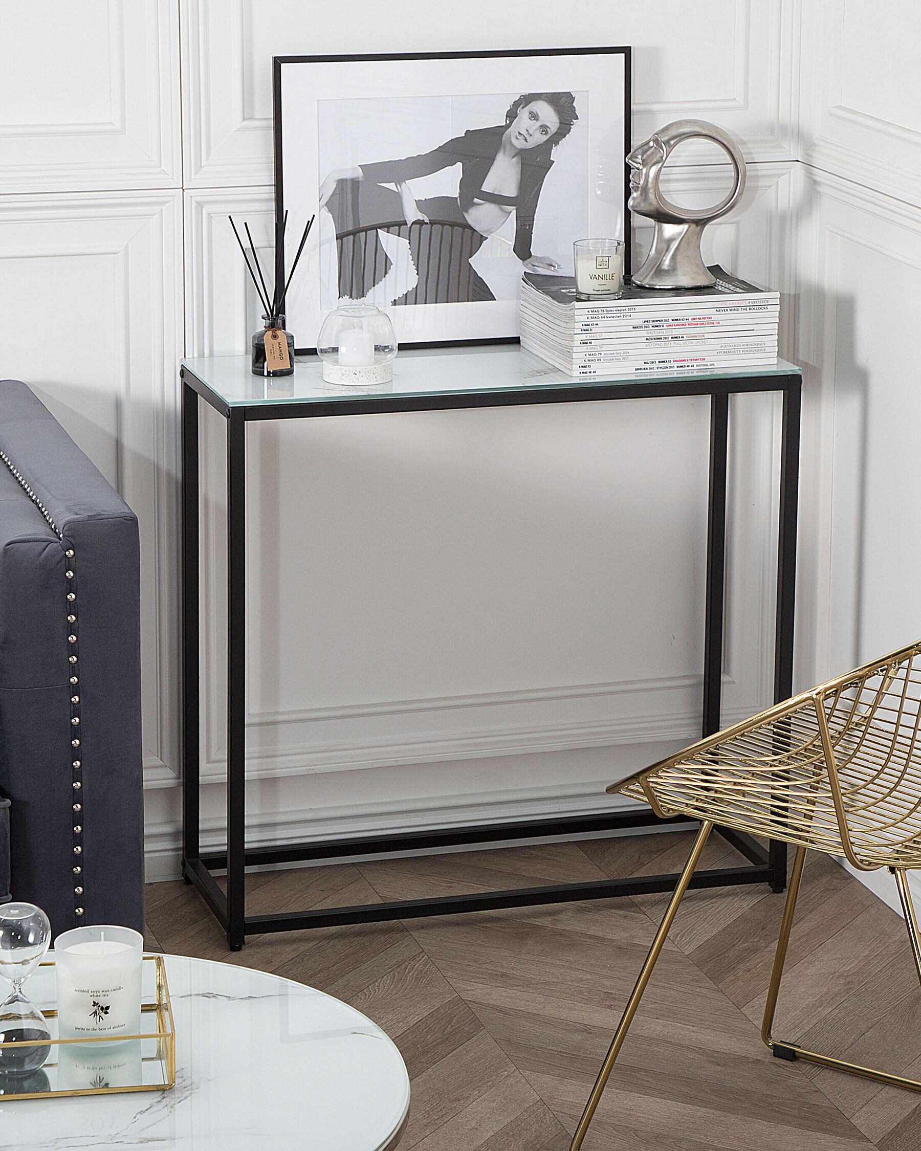 Consola efecto mármol blanco con patas negras DORRIS | Beliani.es