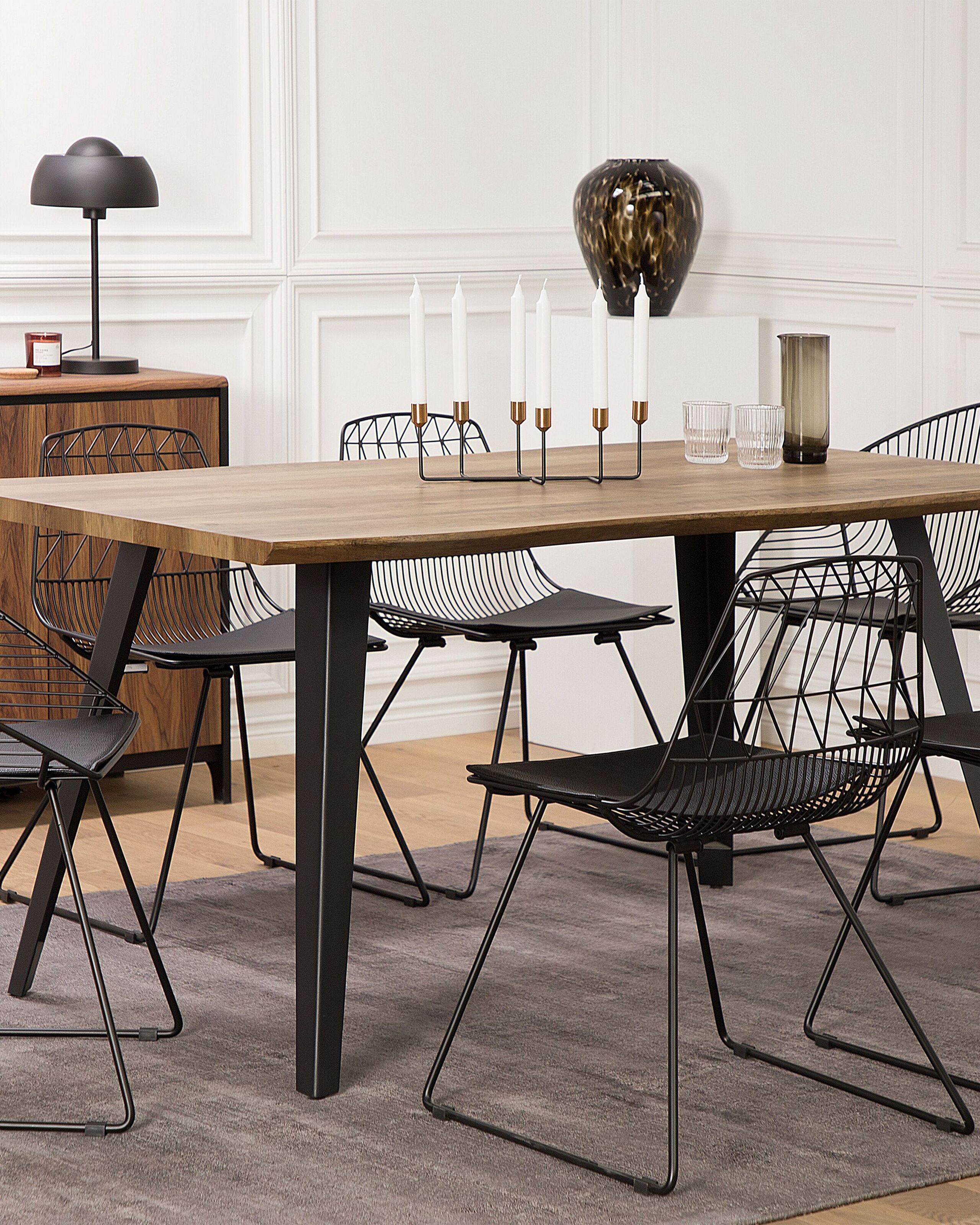 Castiçal em metal preto BANGKA