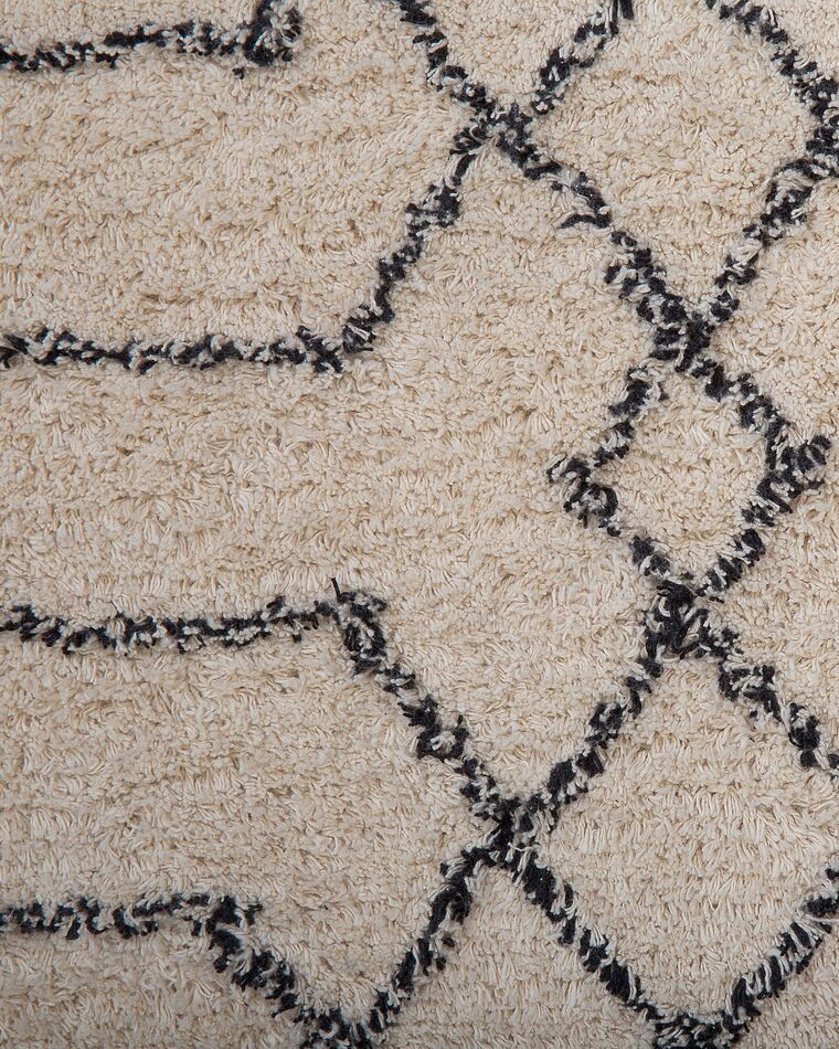 Shaggy Area Rug 160 x 230 cm Beige and Black MALTEPE Beliani.co.uk