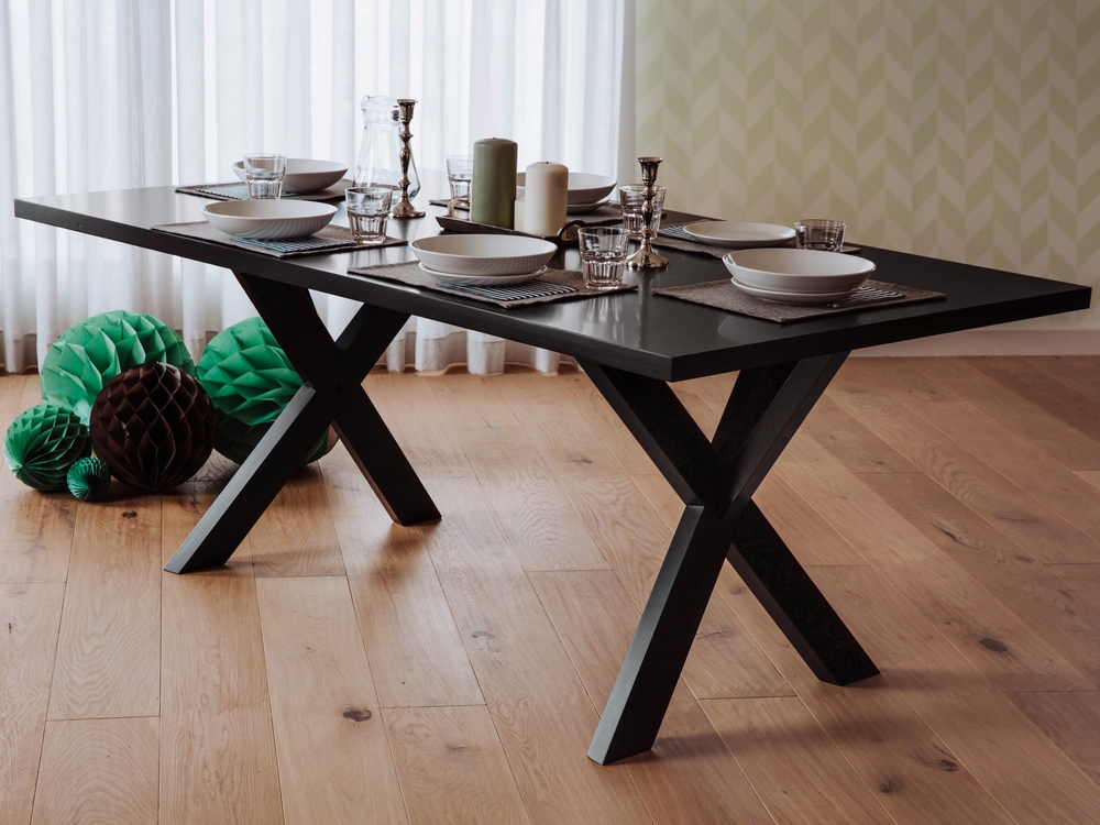 Table extensible 180 cm chêne plaqué noir, allonge intégrée Verona