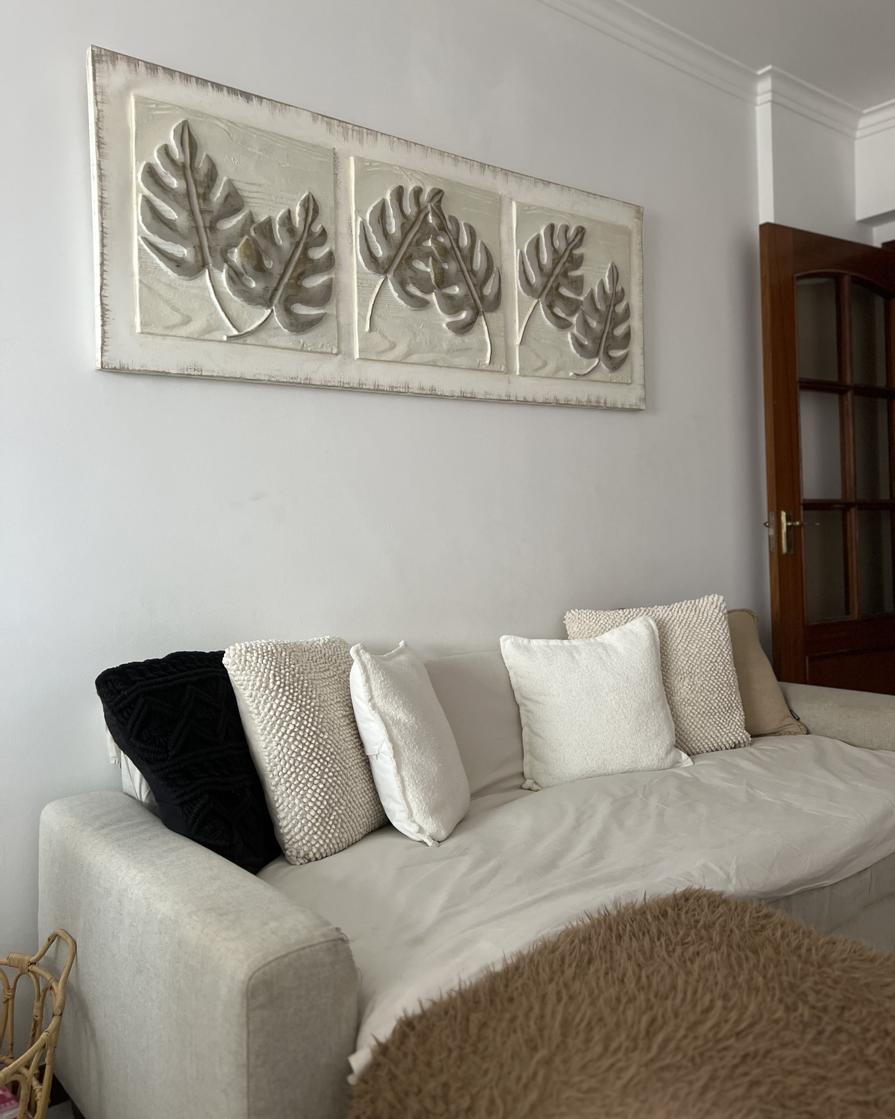 Conjunto de 2 almofadas decorativas em tecido teddy branco creme 45 x 45 cm SENECIA_913457