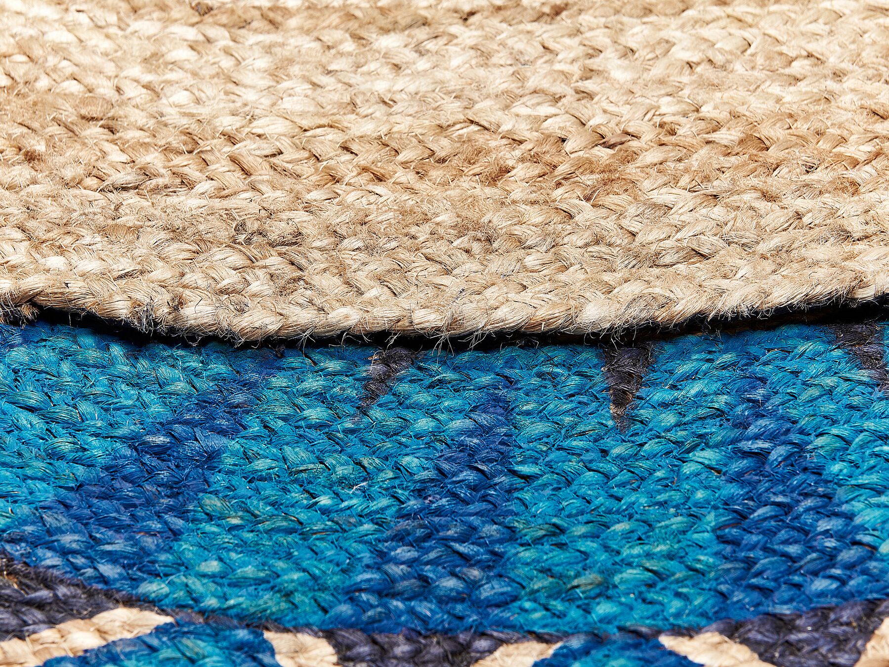 Round Area Rug Tribal Pattern ⌀ 140 cm Multicolour UNUR Beliani.co.uk