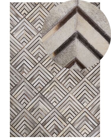 Teppich Kuhfell beige-grau 160 x 230 cm geometrisches Muster Kurzflor TEKIR