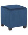 Fotel welurowy z podnóżkiem niebieski SANDSET_776376