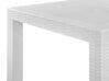 Zahradní stůl v ratanovém vzhledu 140 x 80 cm bílý FOSSANO_807694