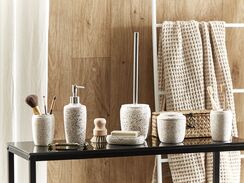 Kylpyhuonesetti 6 osaa keraaminen valkoinen PALMILLA Kylpyhuonesetti 6 osaa keraaminen valkoinen PALMILLA