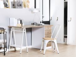 Työpöytä ruskea 140 x 60 cm HEBER Työpöytä ruskea 140 x 60 cm HEBER