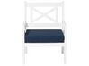 Krzesło ogrodowe z ciemnoniebieską poduchą białe BALTIC_720458