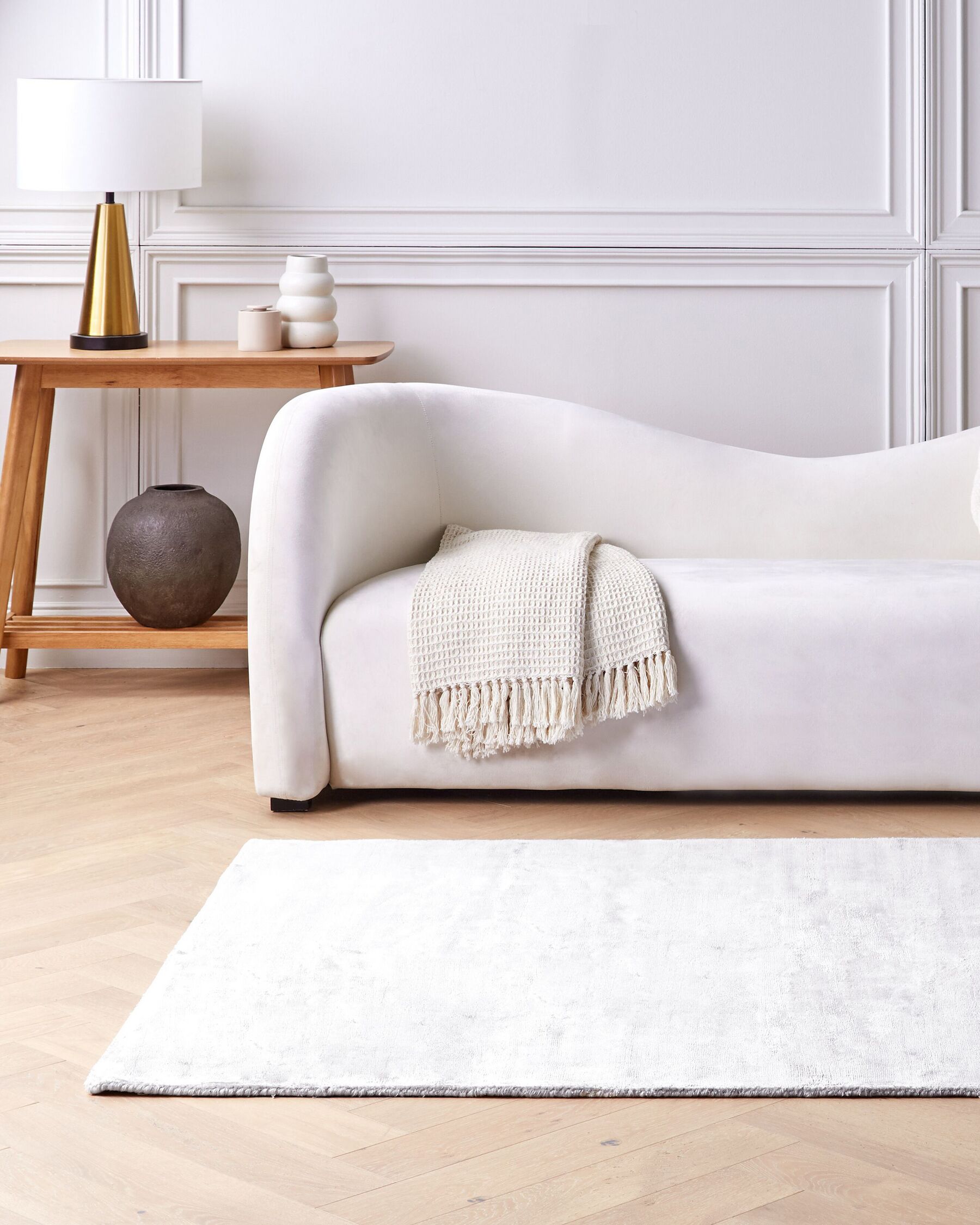 Viscose Area Rug 140 x 200 cm Light Grey GESI II Beliani.co.uk