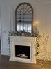 Vánoční girlanda zasněžená s LED osvětlením 270 cm bílá SUNDO_835992