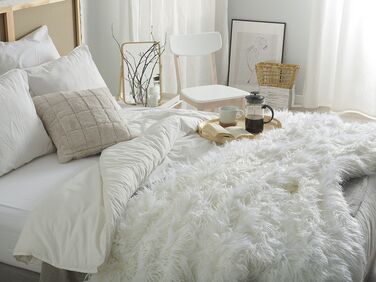 Faux Fur Bedspread 200 x 220 cm White DELICE