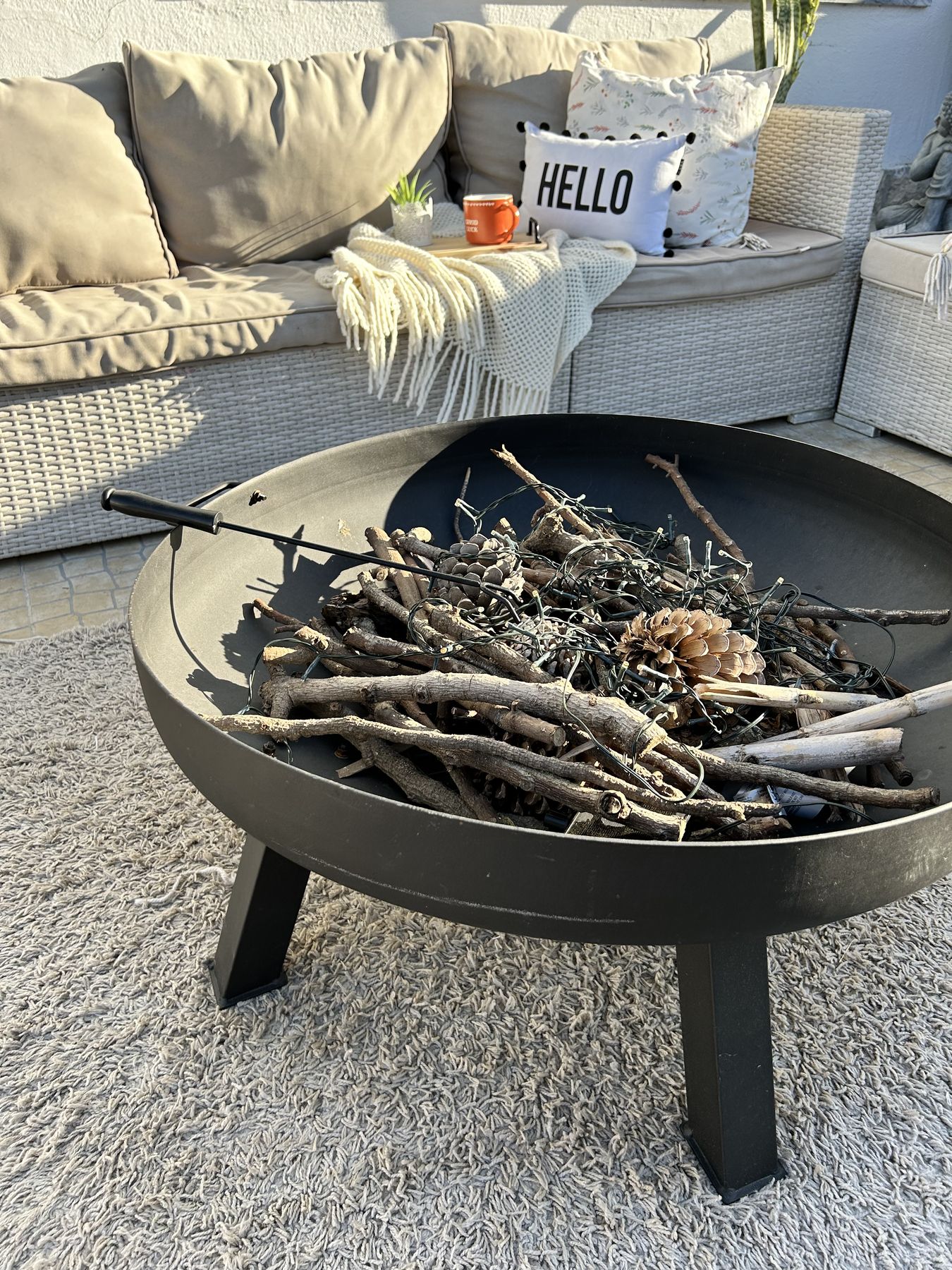 Lot - Vintage Brass Repouss&eacute; Coal Scuttle Hod Box
