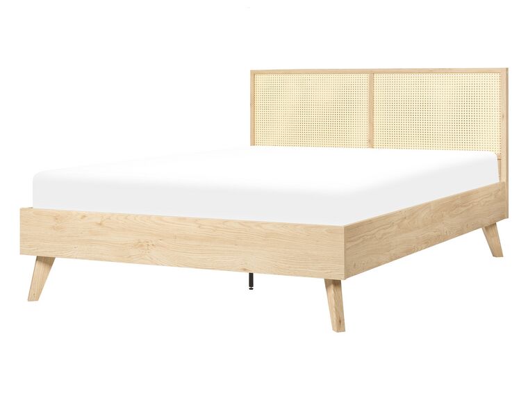 Ratanová posteľ 140 x 200 cm svetlé drevo MONPAZIER_863373