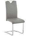 	Conjunto de 2 sillas de comedor de piel sintética gris claro/plateado PICKNES_790023