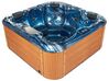 Bañera de hidromasaje LED de acrílico azul/plateado/madera clara 200 x 200 cm LASTARRIA_877250