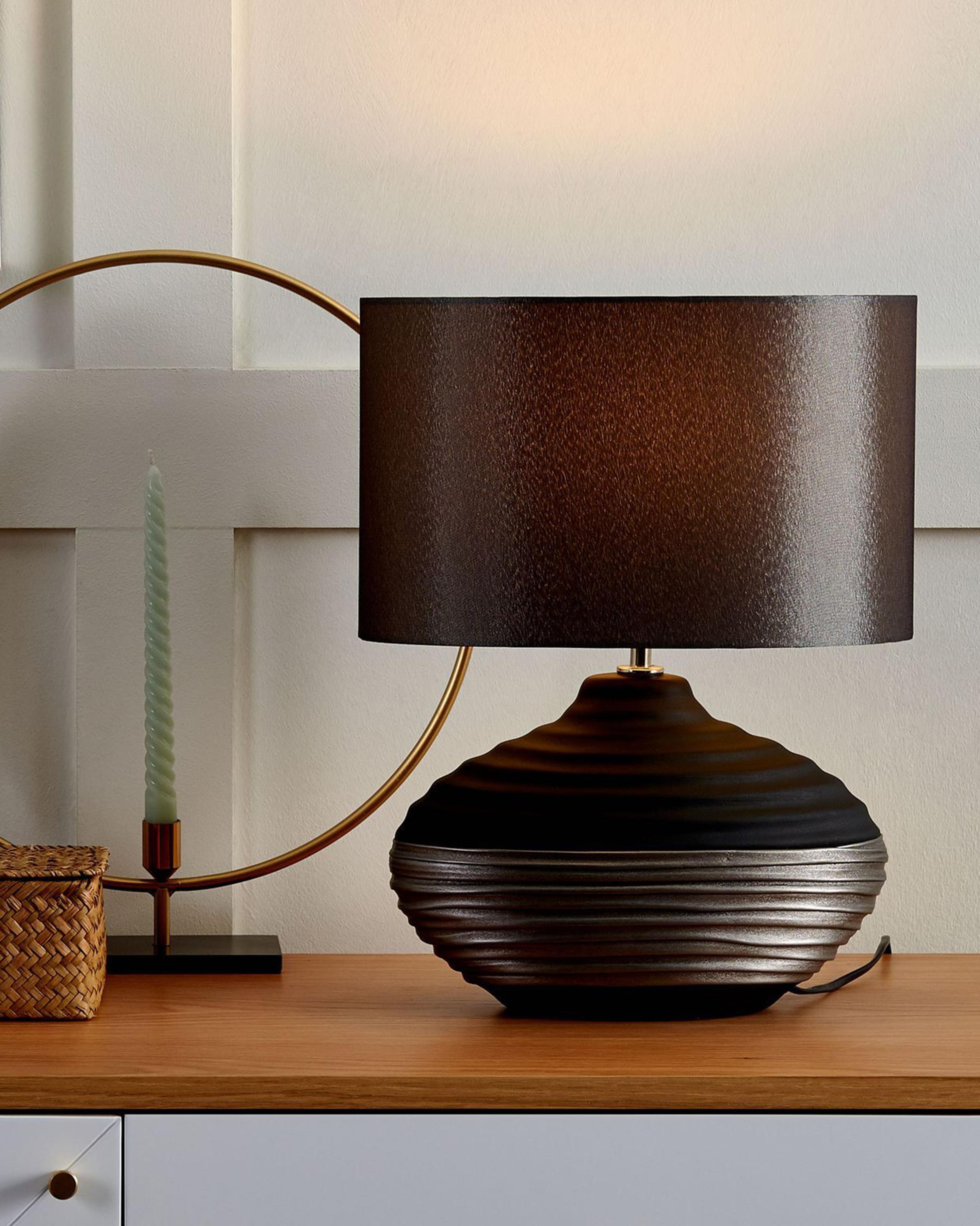 Pöytävalaisin posliini harmaa LIMA Pöytävalaisin posliini harmaa LIMA