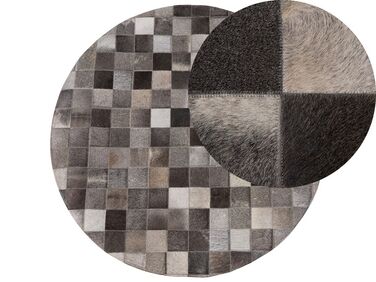 Šedý patchwork koberec z hovězí kůže ⌀ 140 cm BERGAMA
