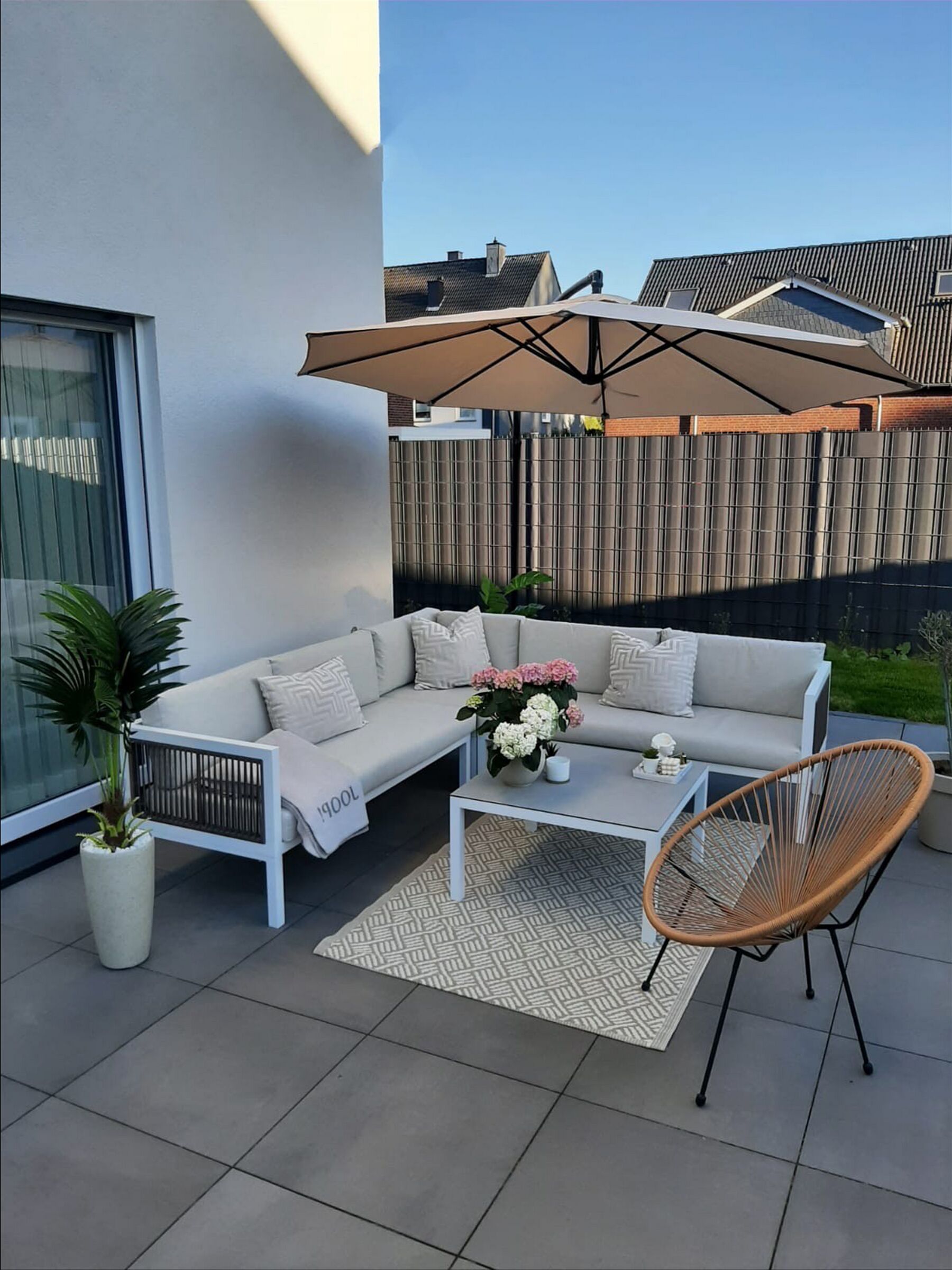 4 Seater Aluminium Garden Corner Sofa Set White and Brown BORELLO