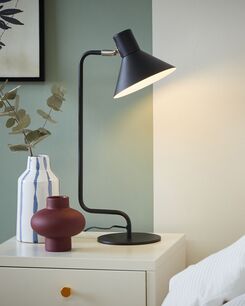 Pöytävalaisin rauta musta RIMAVA Pöytävalaisin rauta musta RIMAVA