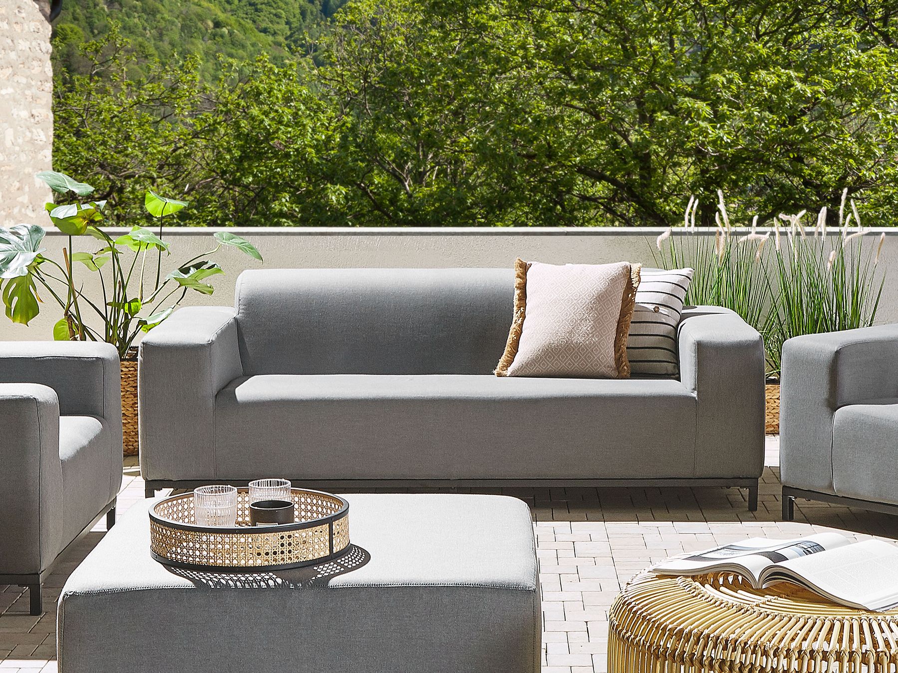 Sofa Polsterbezug 3-Sitzer grau / schwarzes Gestell ROVIGO | Beliani.de