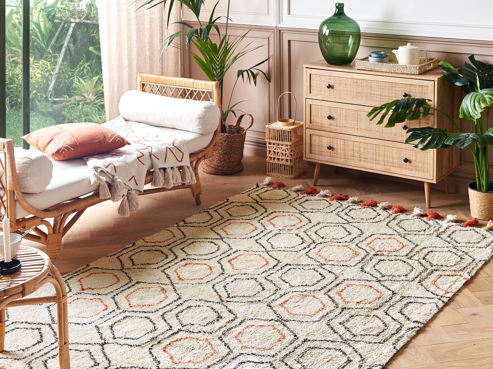 Teppich Baumwolle beige / orange 160 x 230 cm geometrisches Muster Kurzflor  HAJIPUR