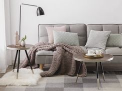 Sivupöytä tumma puu/hopea RAMONA Sivupöytä tumma puu/hopea RAMONA