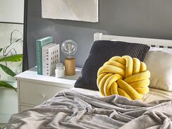 Solmutyyny 30 x 30 keltainen AKOLA