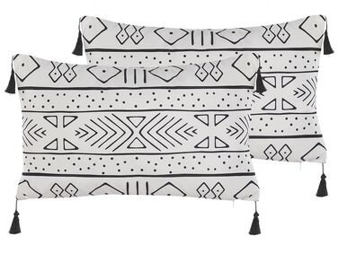 Dekokissen Samtstoff geometrisches Muster mit Fransen weiß / schwarz 30 x 50 cm 2er Set SCHEFFLERA