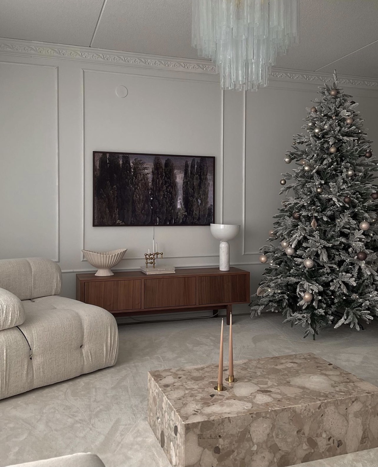 Künstlicher Weihnachtsbaum schneebedeckt 240 cm weiß BASSIE_901512