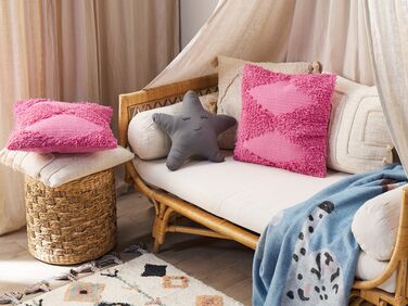 Set of 2 Tufted Cotton Cushions 45 x 45 cm Pink RHOEO