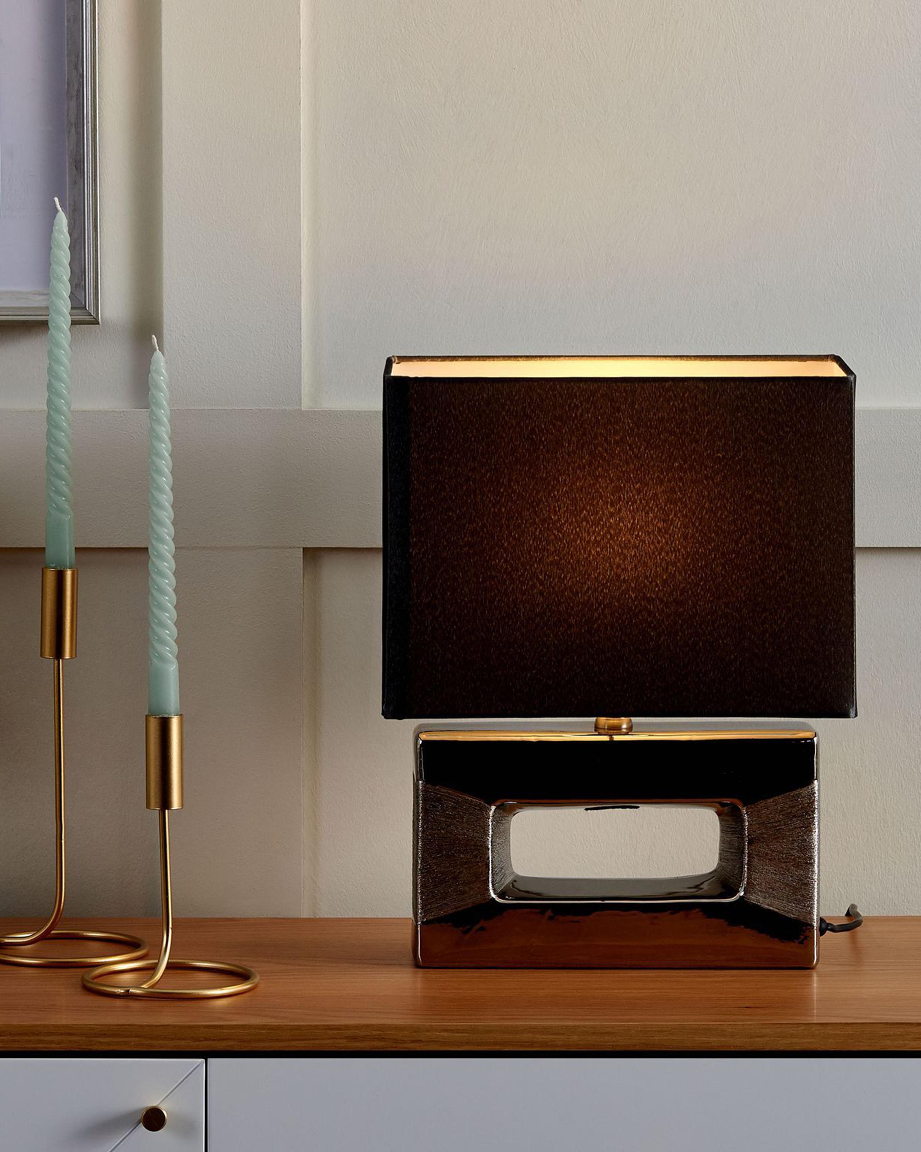 Pöytävalaisin posliini hopeinen ONYX