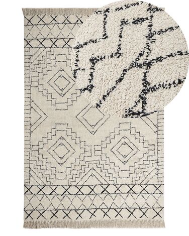 Teppich Baumwolle beige / schwarz geometrisches Muster 140 x 200 cm Kurzflor ZEYNE