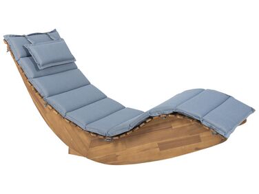 Leżak ogrodowy drewniany z poduszką niebieską BRESCIA