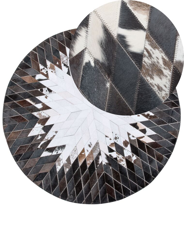 Round Cowhide Area Rug ⌀ 140 cm Black and White KELES_742803