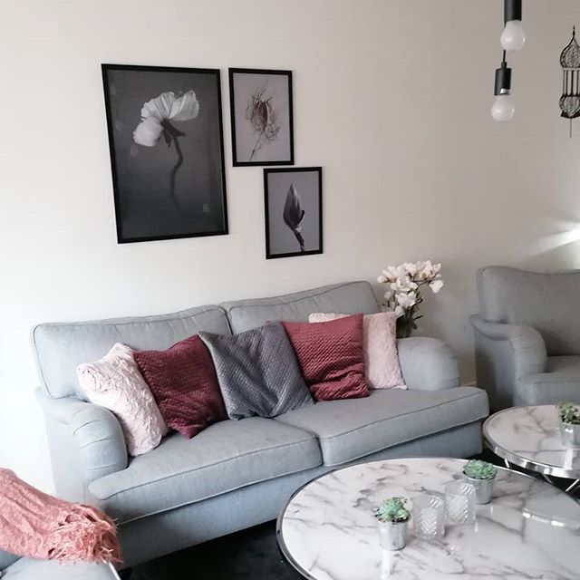 Marble Effect Side Table White with Silver MERIDIAN II Beliani.co.uk