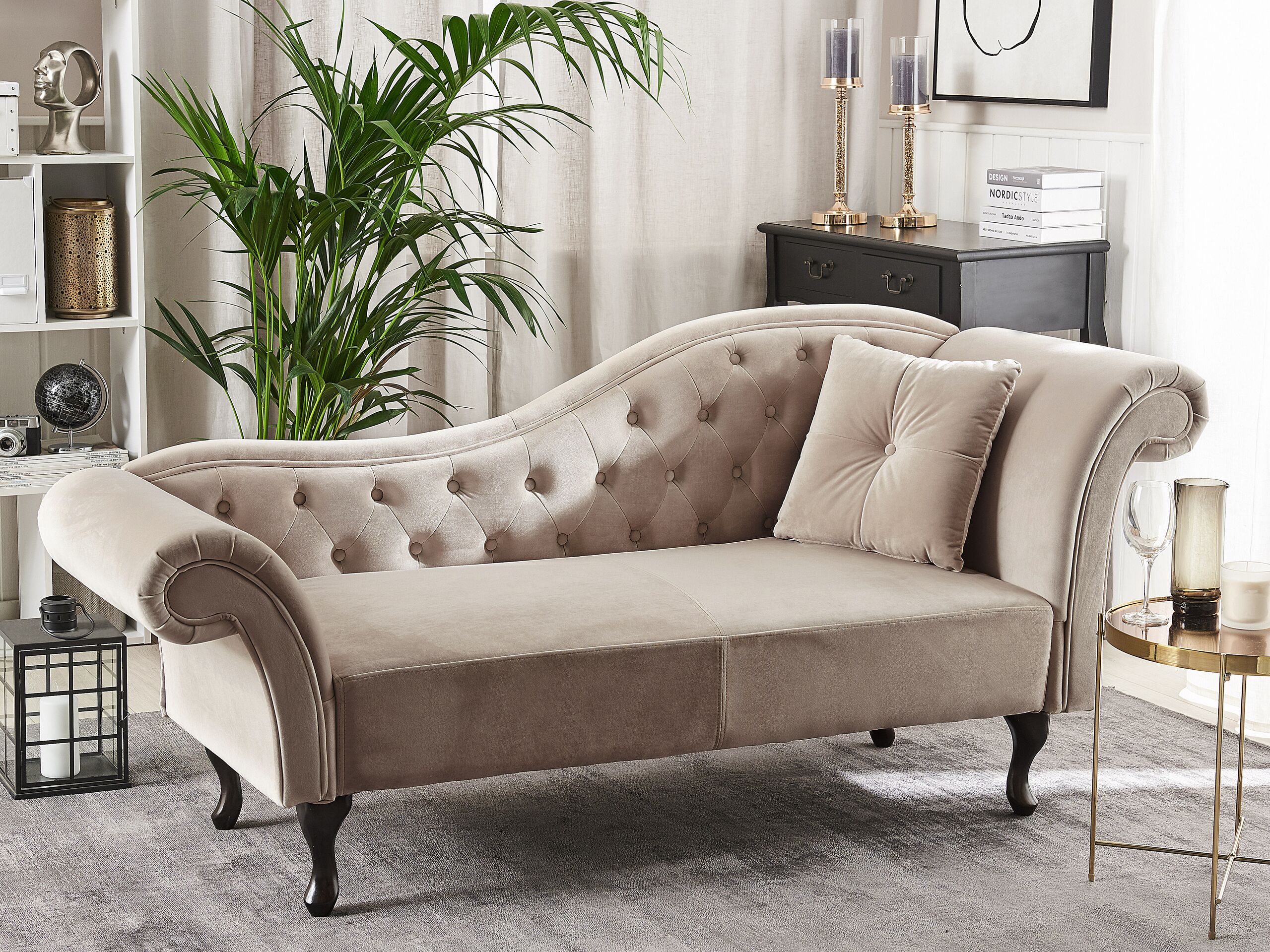 Chaise longue em veludo creme versão à direita LATTES