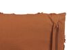 Tkaný bavlněný polštář s geometrickým vzorem 45 x 45 cm oranžový LEWISIA_838811