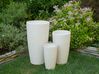 Conjunto de 2 vasos para plantas em pedra creme clara 23 x 23 x 42 cm ABDERA_841227