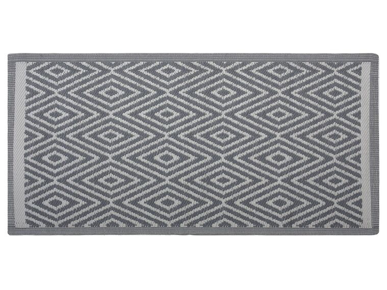 Outdoor Teppich hellgrau 90 x 150 cm geometrisches Muster Kurzflor SIKAR_716018