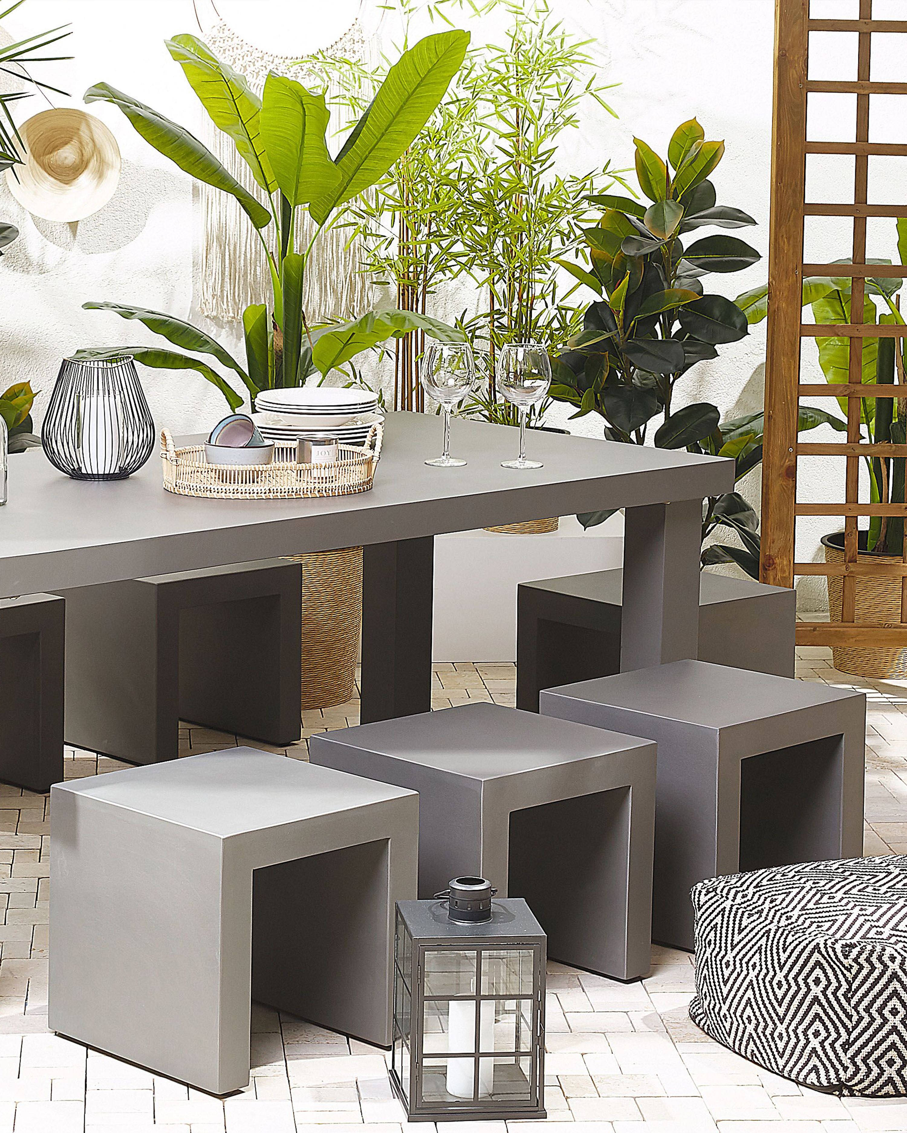 Set of 2 Concrete Garden Stools TARANTO Beliani.co.uk