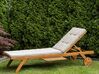 Leżak ogrodowy drewniany z poduszką beżową CESANA_774973