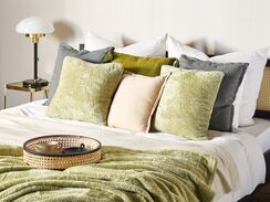 Koristetyyny kangas vaaleanvihreä 45 x 45 cm 2 kpl PILEA Koristetyyny kangas vaaleanvihreä 45 x 45 cm 2 kpl PILEA