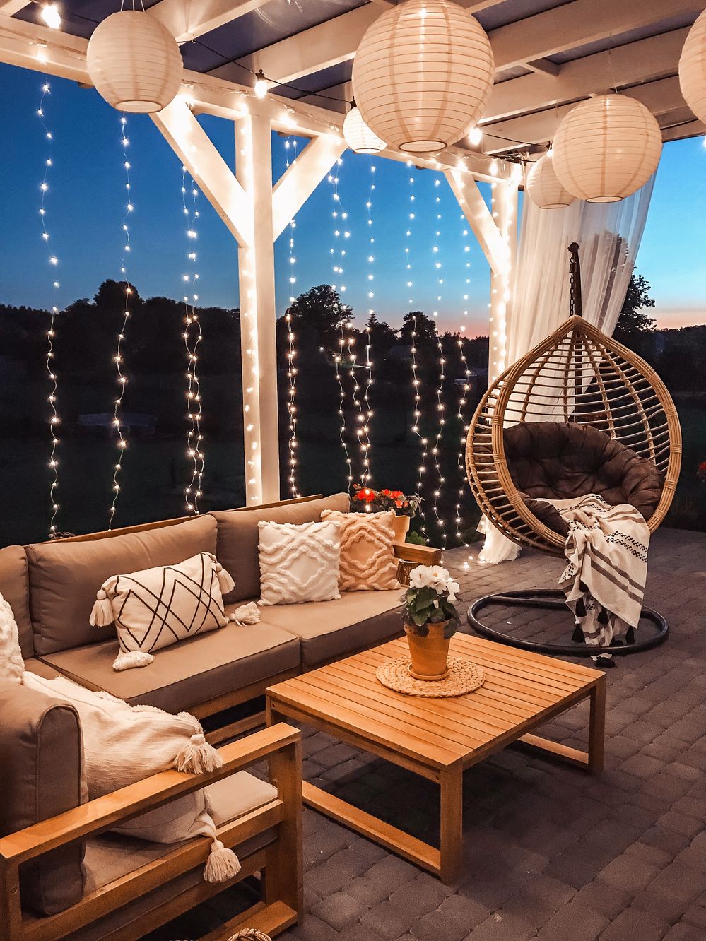 Conjunto de jardín de madera de acacia TIMOR | Beliani.es