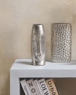 Kukkamaljakko alumiini hopea 32 cm CARAL Kukkamaljakko alumiini hopea 32 cm CARAL