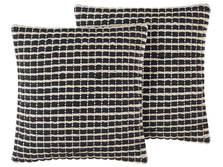 Set of 2 Wool Cushions Geometric Pattern 45 x 45 cm Black and White YONCALI_802584