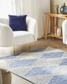 Teppich Wolle beige / blau 140 x 200 cm geometrisches Muster Kurzflor DATCA_830998