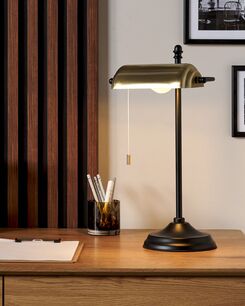 Pöytävalaisin rauta musta/kulta MARVAL