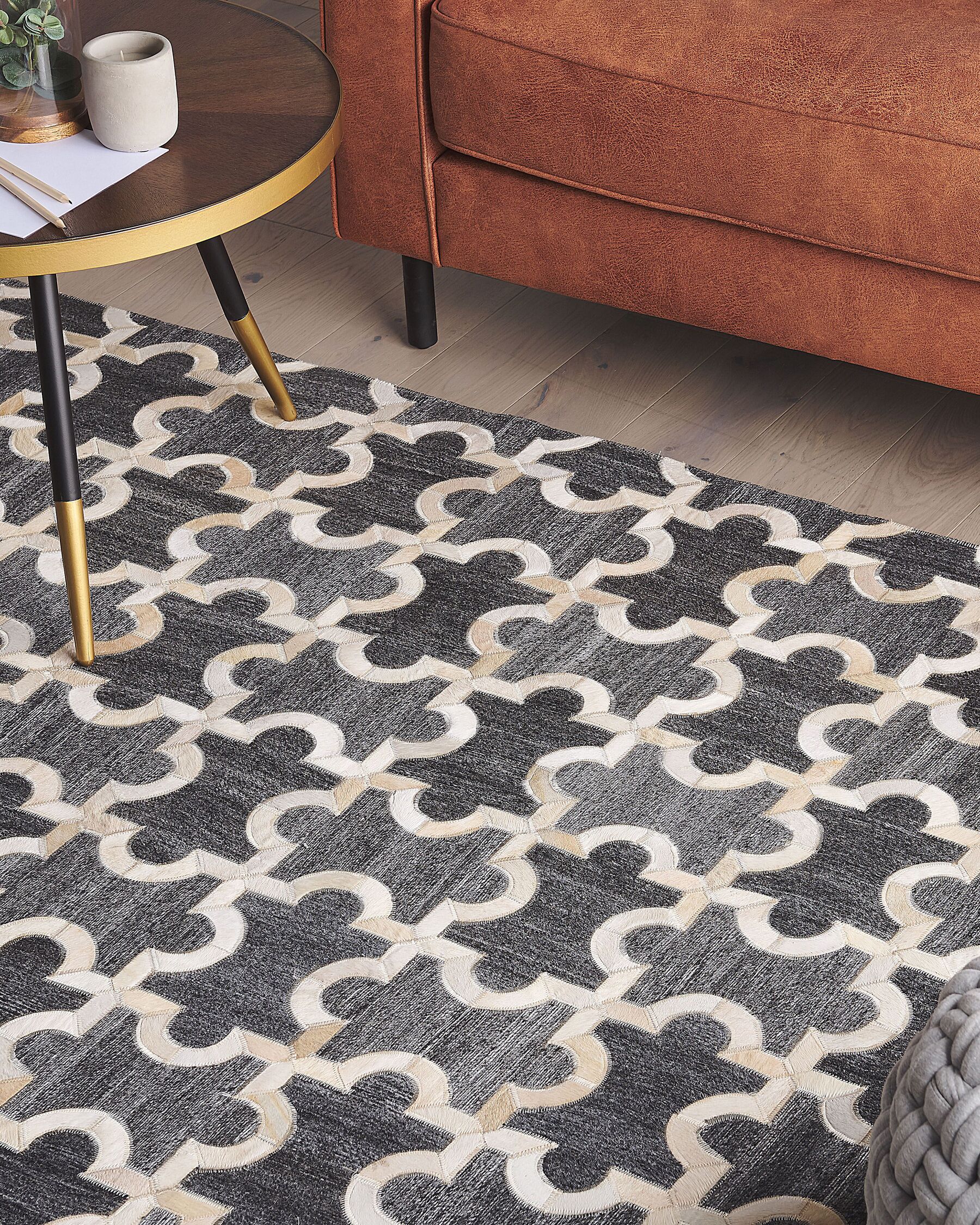Alfombra de piel gris/beige 160x230 cm YEDISU | Beliani.es