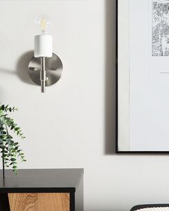 Seinävalaisin metalli hopea 2 kpl ARMERIA Seinävalaisin metalli hopea 2 kpl ARMERIA